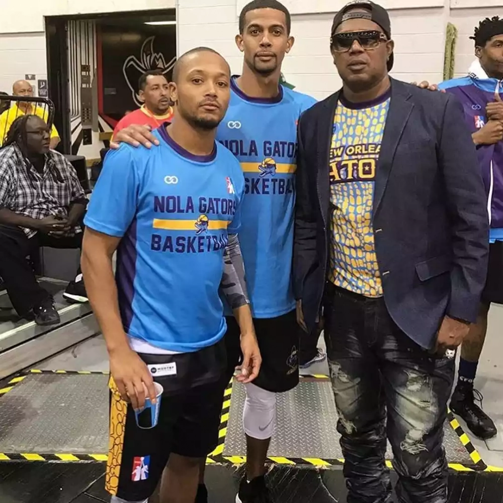 Player Wearing Wooter Custom Reversible Short Sleeve Crew Neck Basketball Jerseys